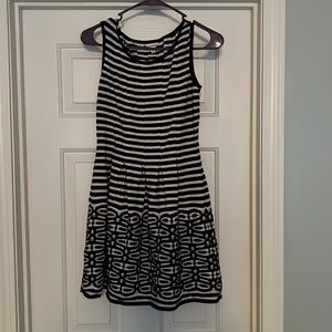 Max Studio navy and white dress